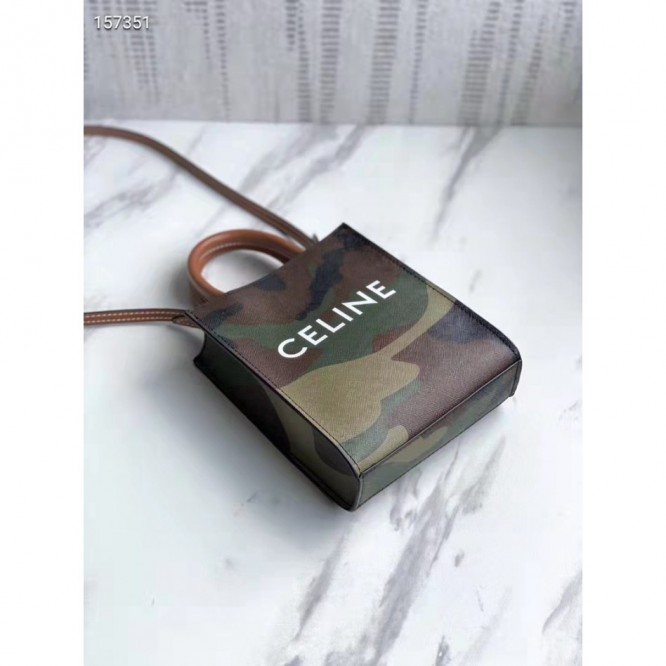Celine・CABASロゴプリント縦型ハンドバッグ