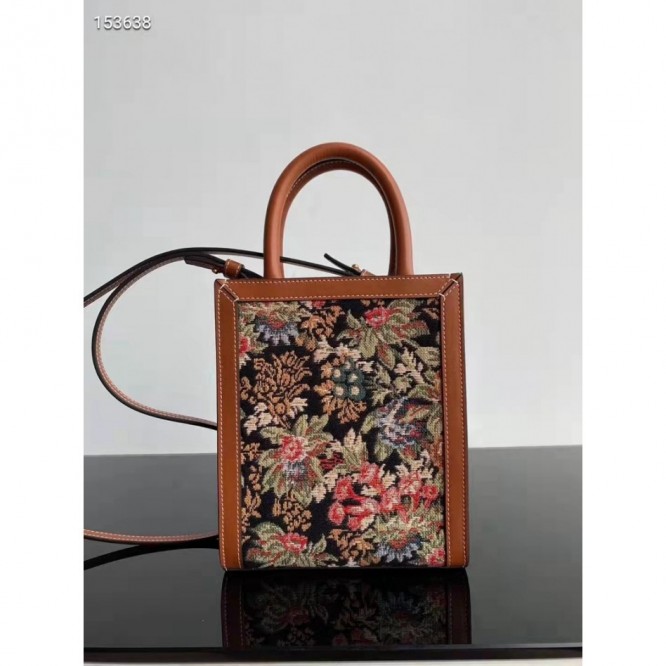 Celine・CABAS刺繡生地縦型ハンドバッグ