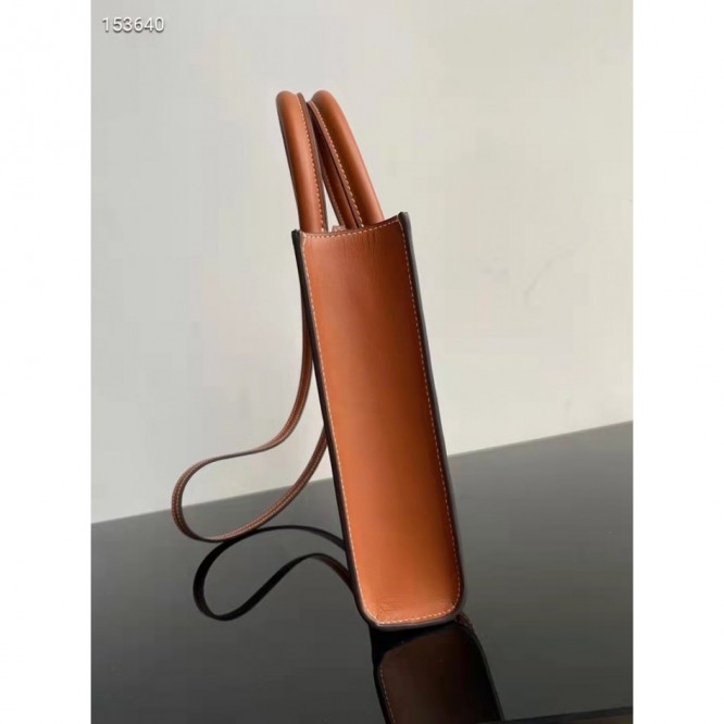 Celine・CABASロゴプリント縦型ハンドバッグ
