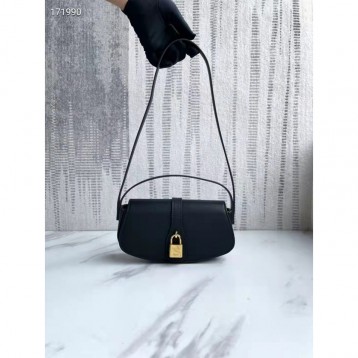 Celine・TRIOMPHECANVASロゴプリントとカーフレザーストラップクラッチ