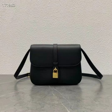Celine・滑らかなカーフスキンのミディアムタブーバッグ