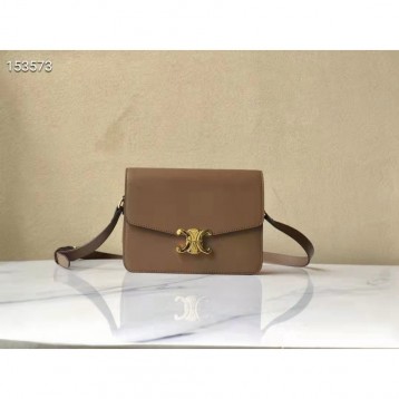 Celine・滑らかなカーフスキンのタタブーバッグ