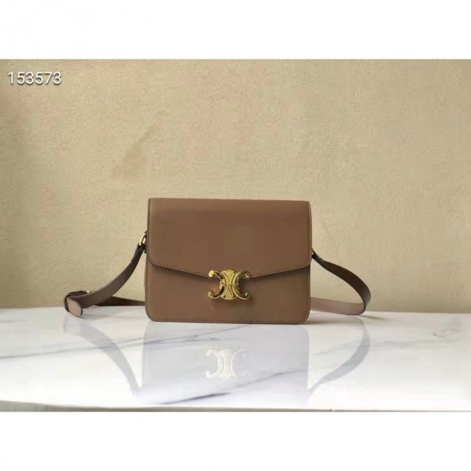 Celine・滑らかなカーフスキンのタタブーバッグ