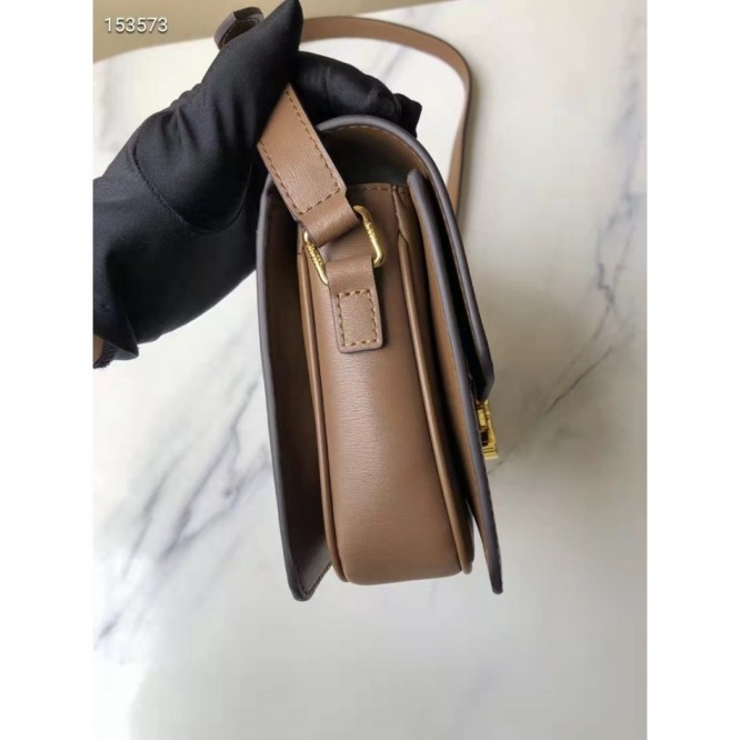 Celine・滑らかなカーフスキンのタタブーバッグ