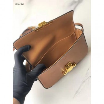 Celine・シャイニーカウレザーチェーンショルダーバッグ ブリリアントピンク Celine・シャイニーカウレザーチェーンショルダーバッグ ブリリアントピンク