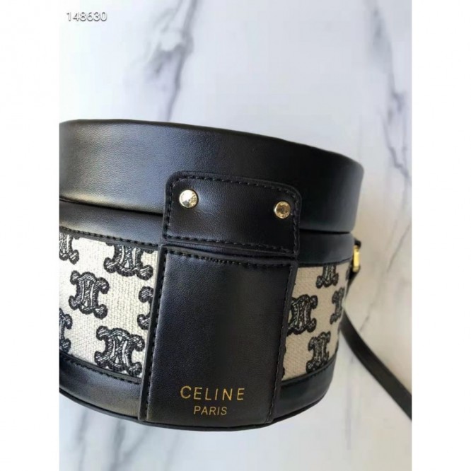 Celine・TAMBOURTRIOMPHEミディアムレザーハンドバッグ