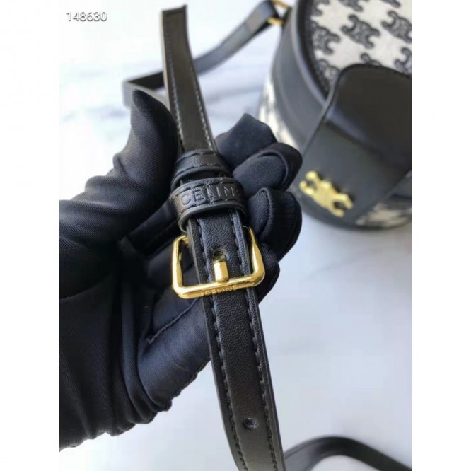 Celine・TAMBOURTRIOMPHEミディアムレザーハンドバッグ