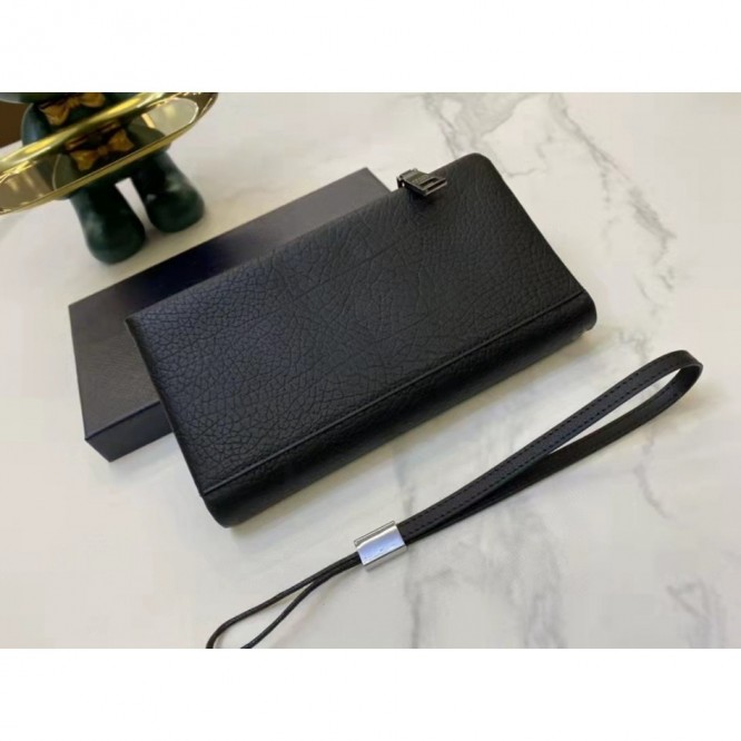 PRADA・レザー コンチネンタルウォレット 財布 ファスナー長財布