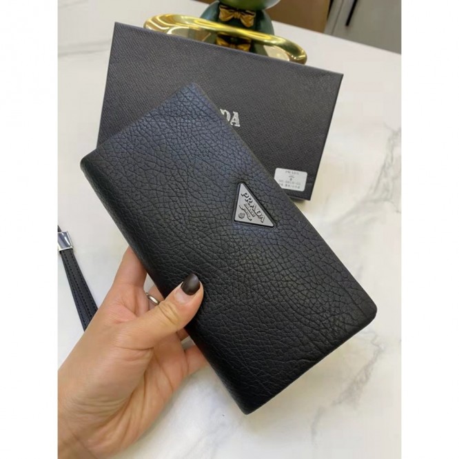 PRADA・レザー コンチネンタルウォレット 財布 ファスナー長財布