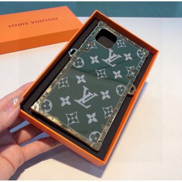 Louis Vuittonルイ・ヴィトンiPhone 携帯クラシックプリントケース