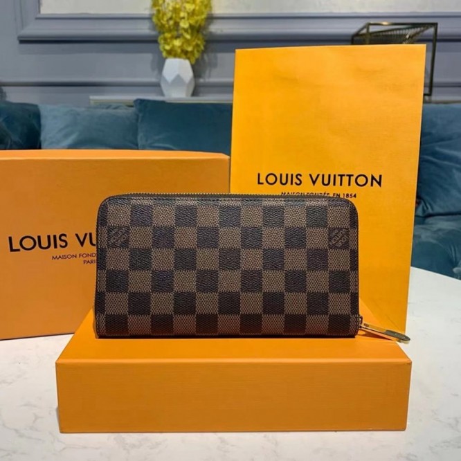 LOUIS VUITTON N41661  ジッピー・ウォレット