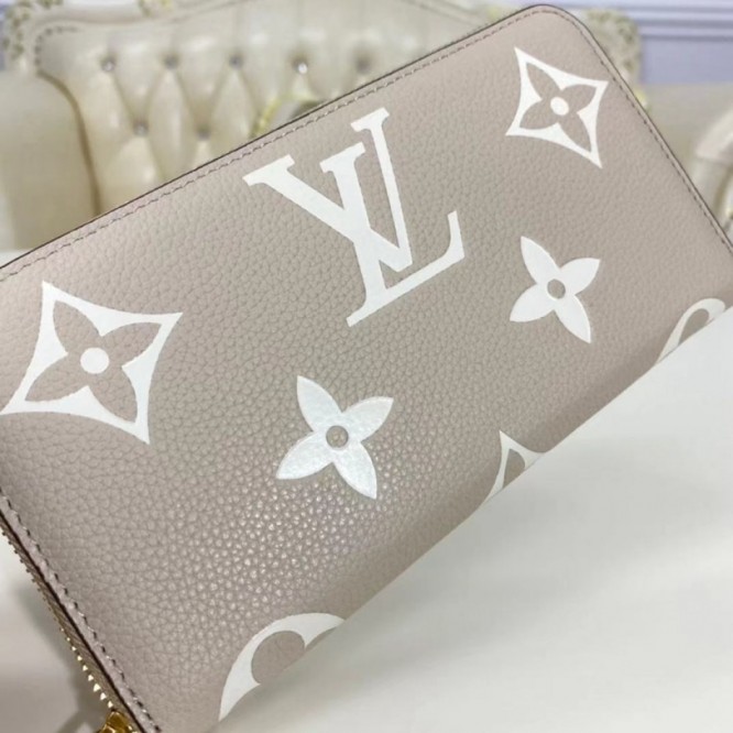 LOUIS VUITTON M69794  ジッピー・ウォレット