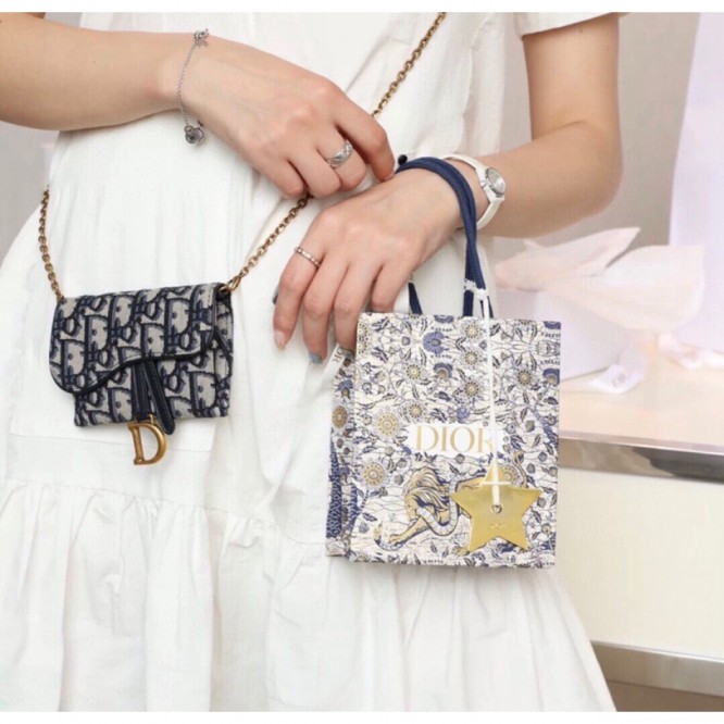DiOR・ウォレット 財布 小銭入り Wallet On Chain 大容量 多機能 折財布