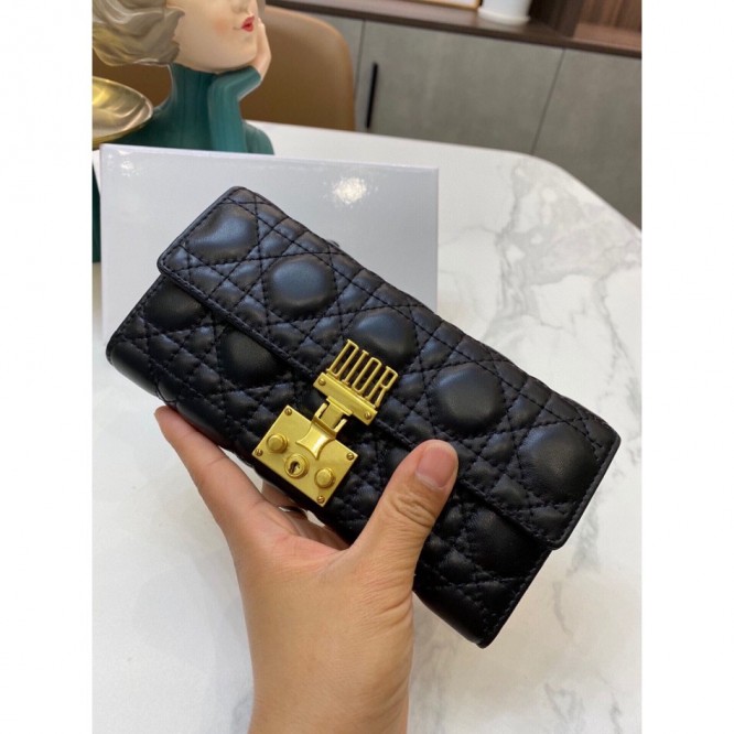 DiOR・レザー コンチネンタルウォレット 財布 折財布