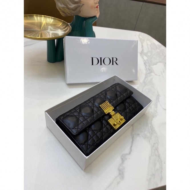 DiOR・レザー コンチネンタルウォレット 財布 折財布