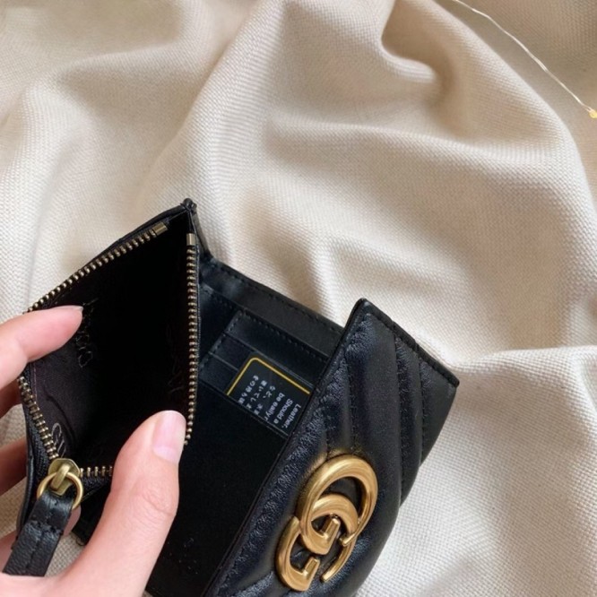 Gucci・〔GGマーモント〕 カードケース財布