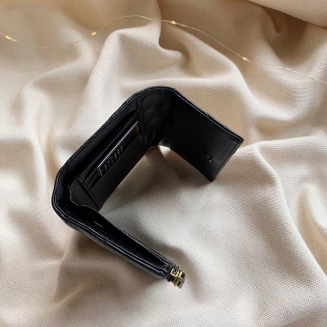 Gucci・〔GGマーモント〕 カードケース財布