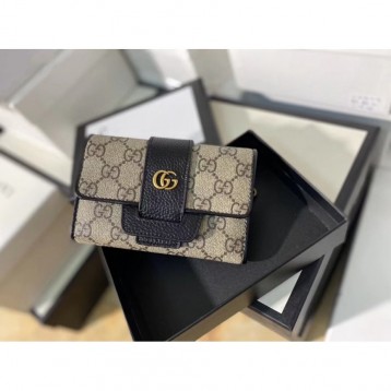 Gucci・〔GGマーモント〕 カードケース財布