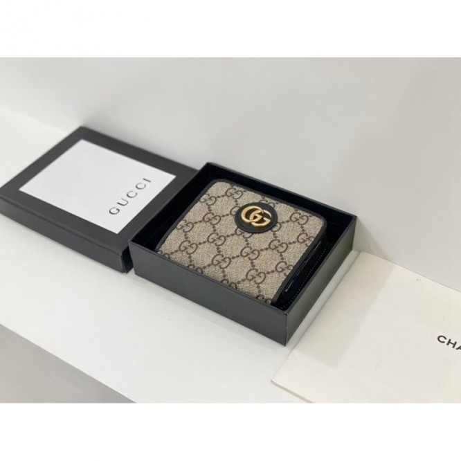 Gucci・グッチ シグネチャー レザー カードケース財布