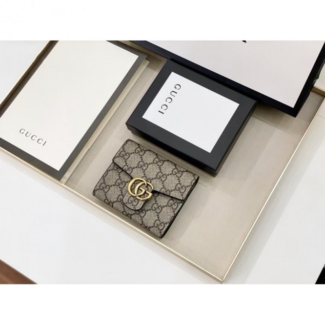 Gucci・〔GGマーモント〕 カードケース財布