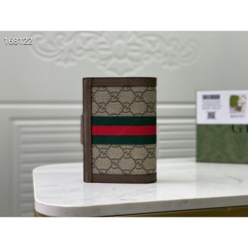 Gucci・オンライン限定 Gucci Off The Grid パスポートケース Gucci・オンライン限定 Gucci Off The Grid パスポートケース