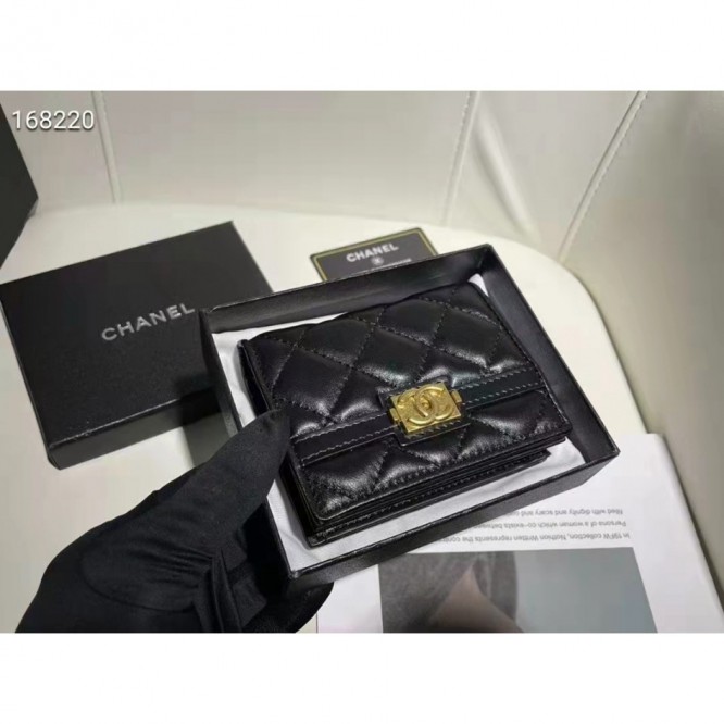 ChaneL・レザー コンチネンタルウォレット 財布 折財布