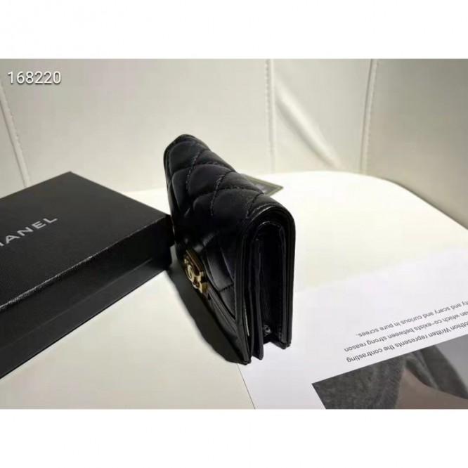 ChaneL・レザー コンチネンタルウォレット 財布 折財布