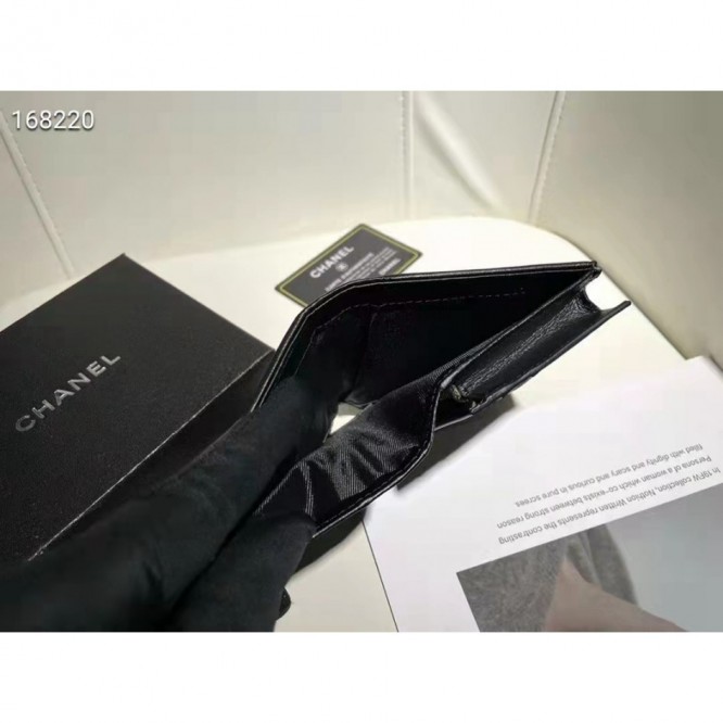 ChaneL・レザー コンチネンタルウォレット 財布 折財布