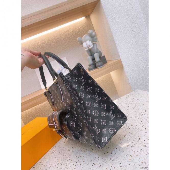LOUIS VUITTON オンザゴー MM モノグラム 黒 ピンク バッグ