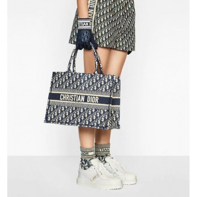 DIOR BOOK TOTE スモールバッグ