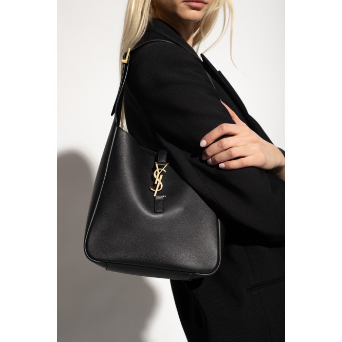 限定30個！売り切れ次第終わり！【SAINT LAURENT 】雑誌掲載カサンドラ ホーボーバッグ