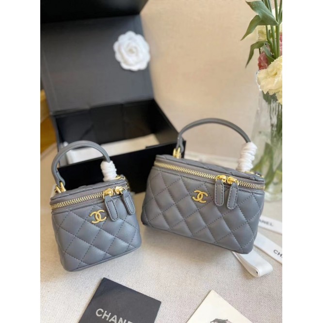 限定30個！売り切れ次第終わり！【CHANEL 】CLASSY雑誌掲載松島花さん愛用★新作バニティーバッグ