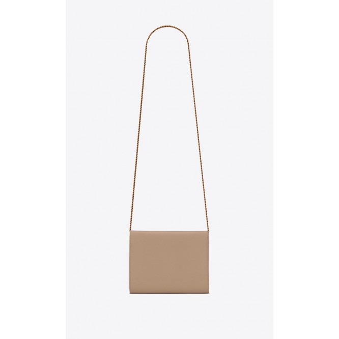【Saint Laurent】今季のトレンド！★オードリー亜谷香さん愛用★カサンドラ チェーンウォレット（グレイン ド プードル エンボスレザー）