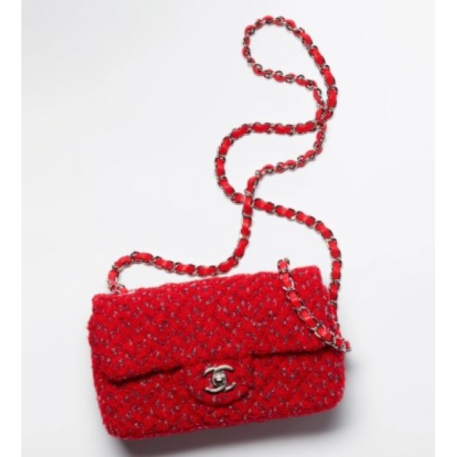 【CHANEL】雑誌掲載！申真衣さんお気に入りのピンクシリーズのバッグ