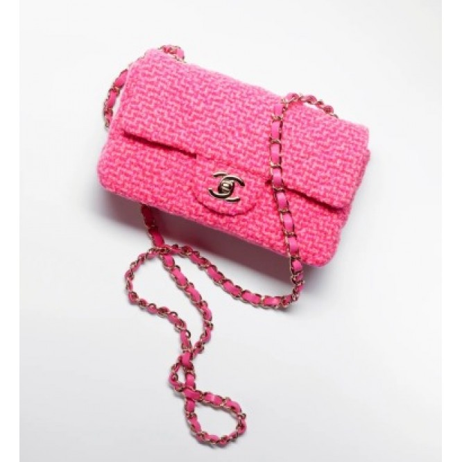 【CHANEL】雑誌掲載！申真衣さんお気に入りのピンクシリーズのバッグ